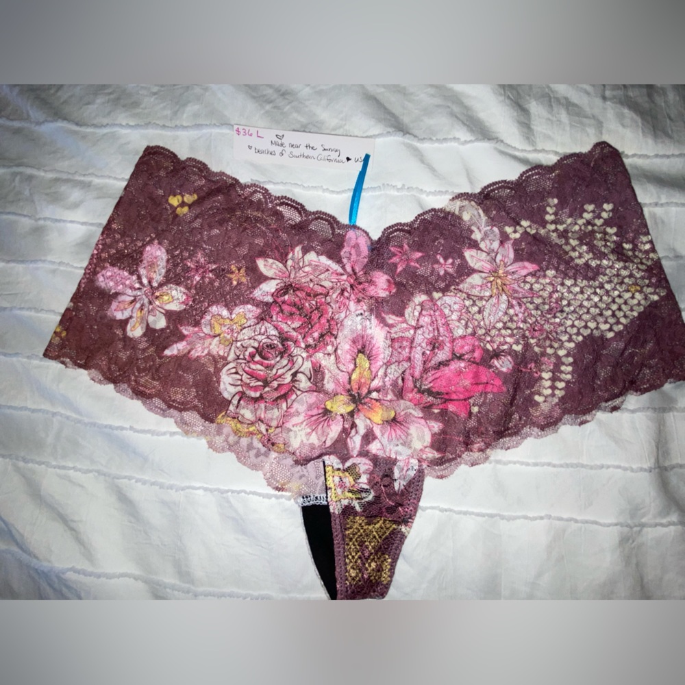 Lace Panties - Picture 2 of 2